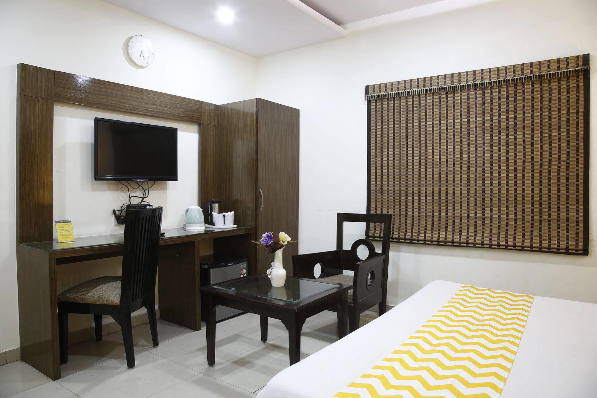 Hotel Mohan International New Delhi Eksteriør bilde