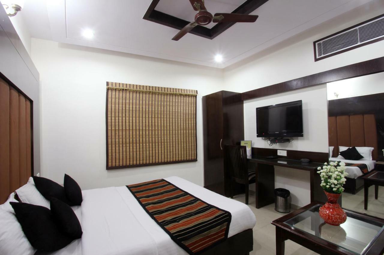 Hotel Mohan International New Delhi Eksteriør bilde